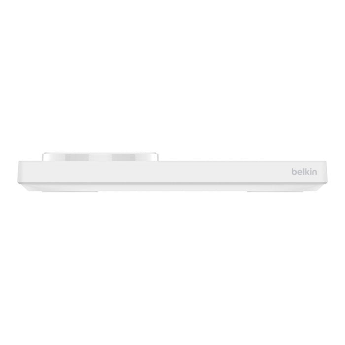 BELKIN แท่นชาร์จไร้สาย Boost Charge แบบ 2 in 1 รองรับ MagSafe สีขาว