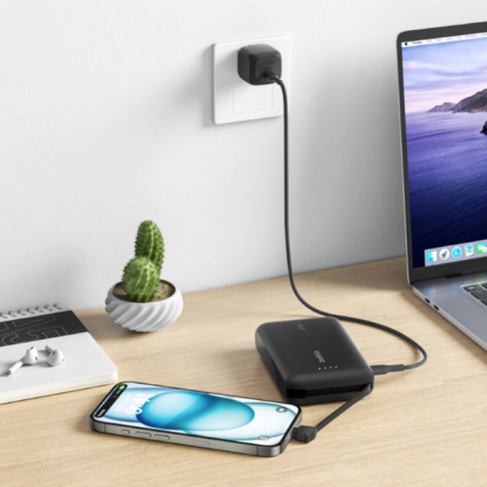 แบตเตอรี่สำรอง Belkin BOOST CHARGE ความจุ 10000mAh พร้อมสาย USB-C - Black