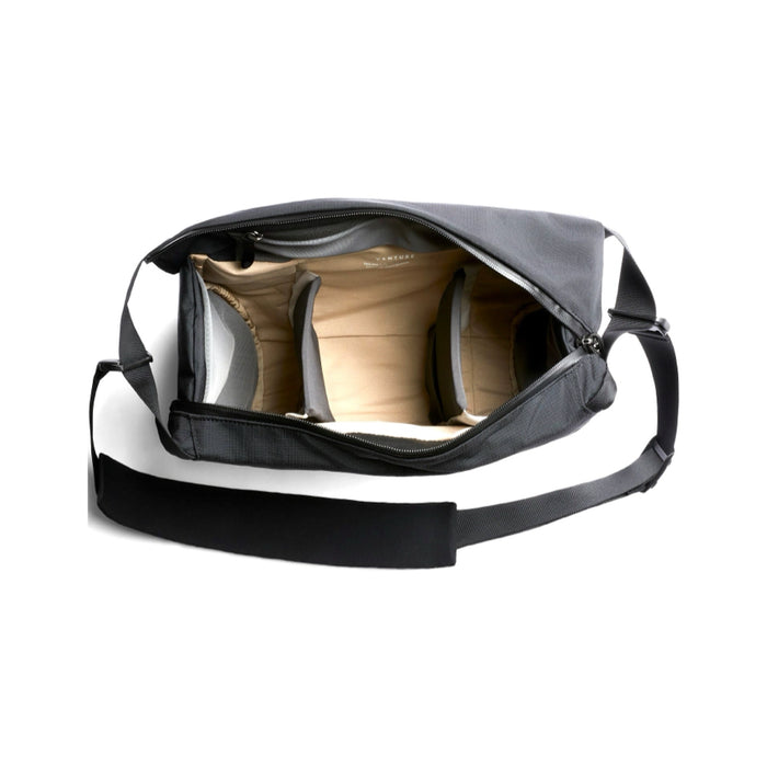 กระเป๋าสะพายข้าง Bellroy Venture Sling 10L (Camera Edition) - Black นํ้าหนักเบา