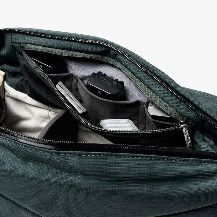 กระเป๋าสะพายข้าง Bellroy Venture Sling 10L (Camera Edition) - DeepOcean มีช่องใส่การ์ด