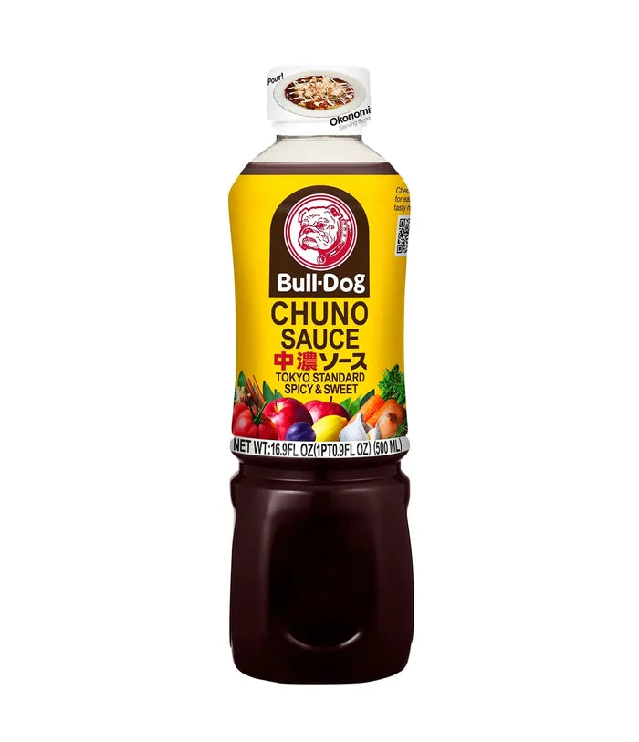 Bottle of Bull-Dog Chuno Sauce with Japanese text and branding on the label.