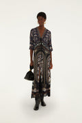 FARM Rio model wearing the Daniela Black Short Sleves Maxi Dress