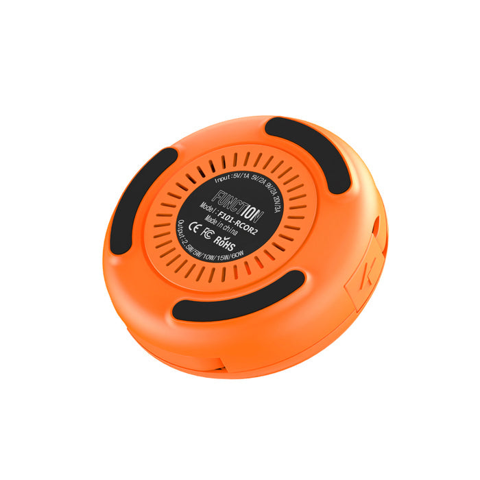 Function 101 2-in-1 Retractable Cable ด้านล่างมีช่องระบายอากาศและยางกันลื่น ชาร์จเย็นปลอดภัย