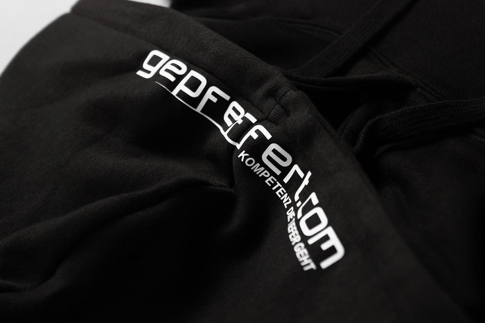 gepfeffert.com® Hoodie - GP-Logo (weiß) - gepfeffert.com