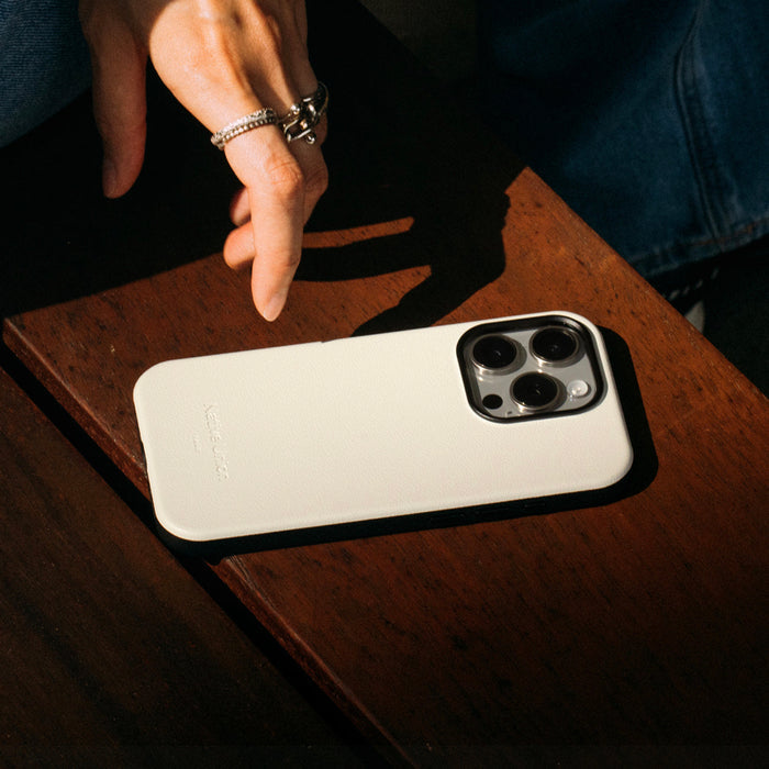 เคสกันกระแทก iPhone 16 Pro Native Union Active สี Sandstone