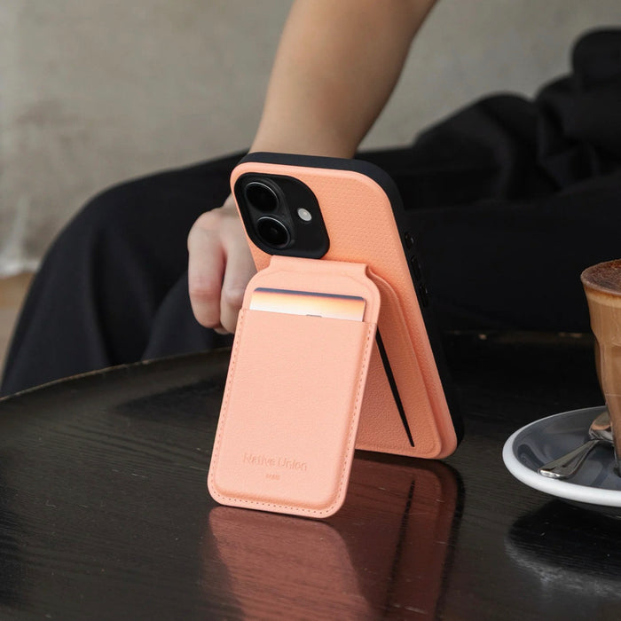 เคส iPhone 17 Pro Max สี Apricot พร้อมปุ่มควบคุมกล้อง