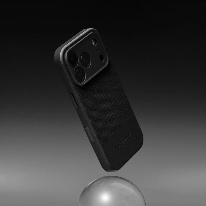 Native Union Active Case iPhone 17 Pro ดีไซน์เรียบหรู