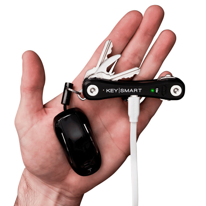 อุปกรณ์ช่วยค้นหากุญแจ KeySmart Pro With Tile สี Black สามารถชาร์จแบตแตอรี่ เพื่อกลับมาใช้งานใหม่ได้