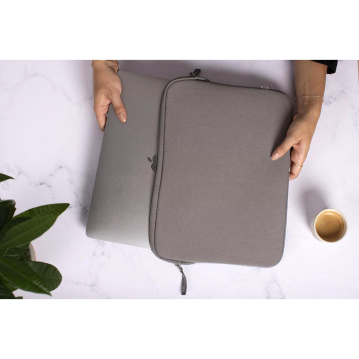 กระเป๋าคอมพิวเตอร์ MacBook Pro/Air 13 นิ้ว Mw Basics 2 Life สี Grey/White