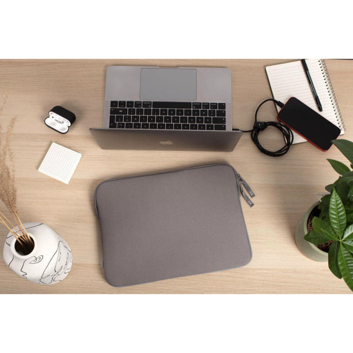 กระเป๋าคอมพิวเตอร์ MacBook Pro/Air 13 นิ้ว Mw Basics 2 Life สี Grey/White