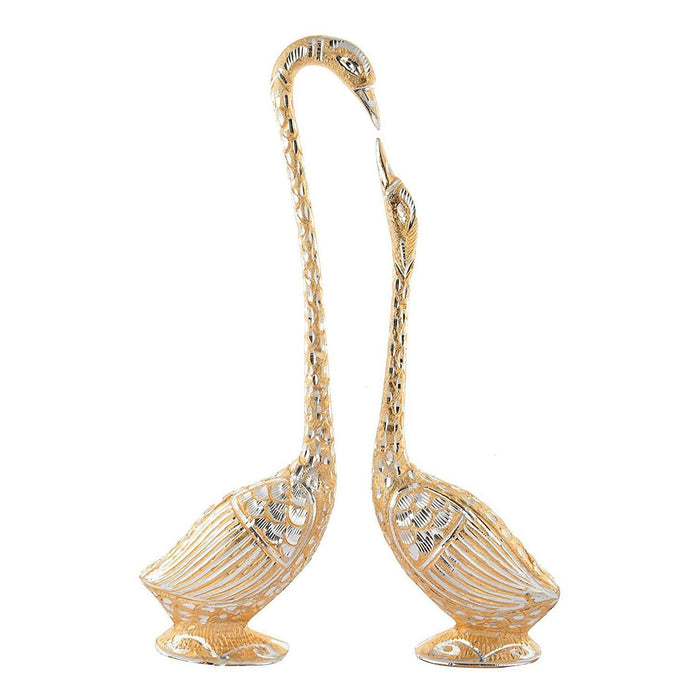 Pair Of Kissing Duck Showpiece (Aluminium & Golden) - Chirukaanuka