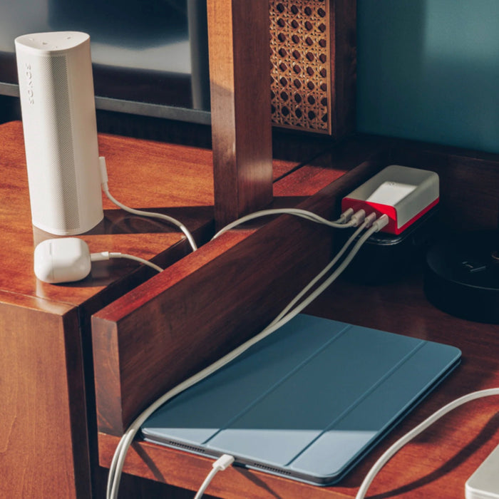 ชาร์จเร็วด้วย Twelve South PlugBug 120 (Travel) อะแดปเตอร์ 4 พอร์ต USB-C รองรับ Find My พกพาสะดวก เหมาะสำหรับการเดินทางทุกที่
